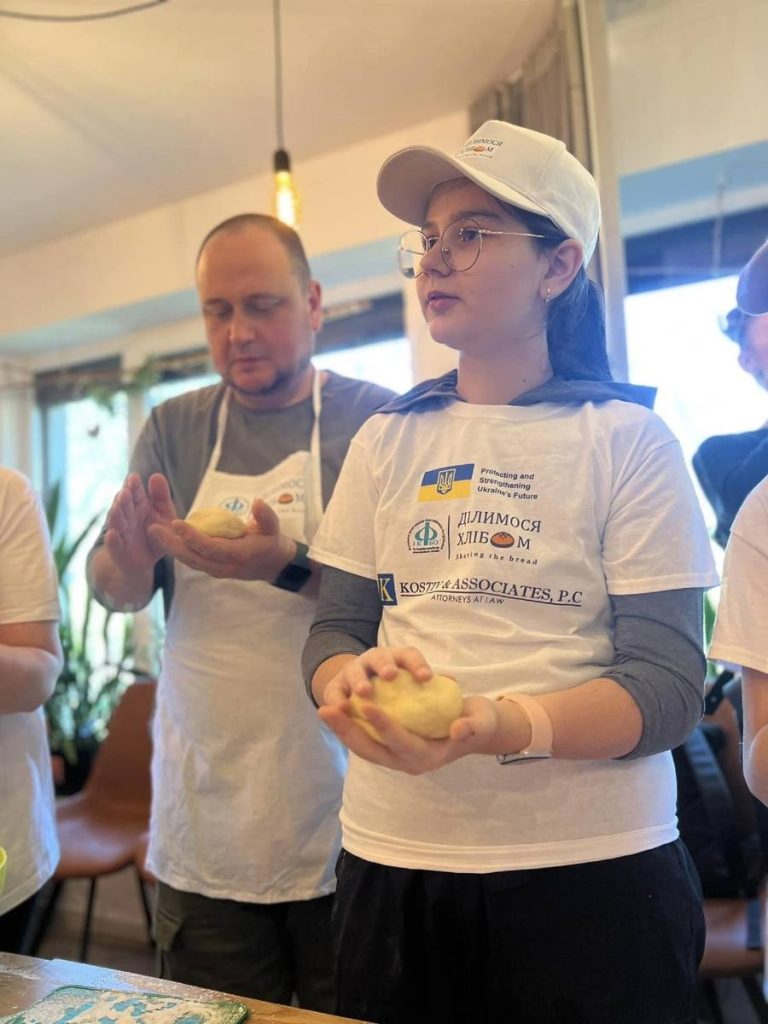 Ділимося Хлібом і даємо рівні можливості